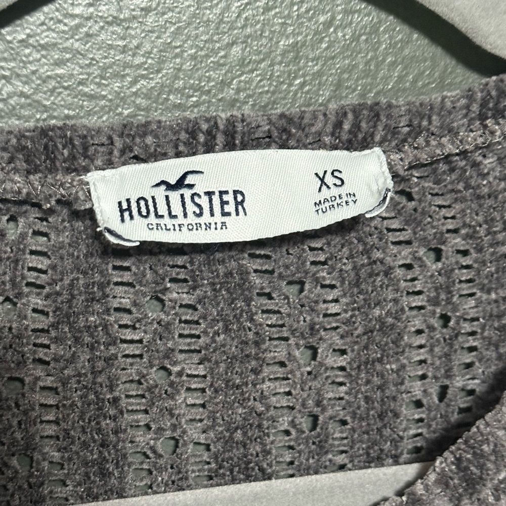 Hollister Charcoal Open Knit Top - Picture 4 of 4